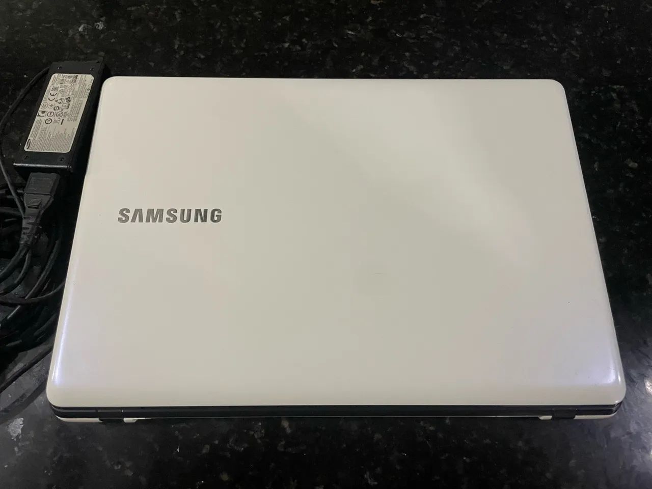 Notebook Samsung-i3 5Gn-SSD