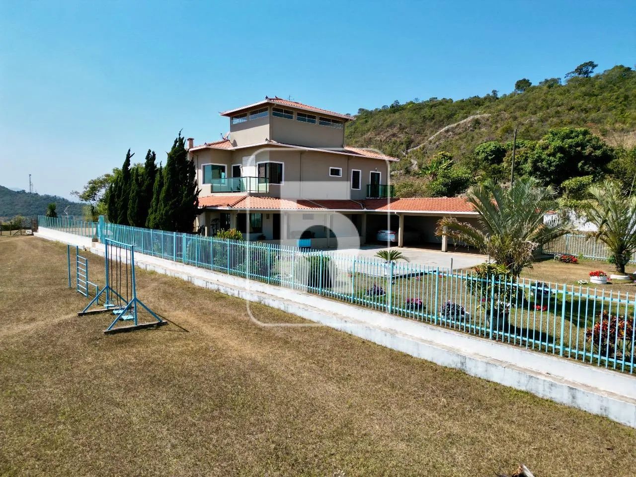Fazenda à venda, 8 quartos, 3 vagas, Centro - Jeceaba/MG - Foto 3