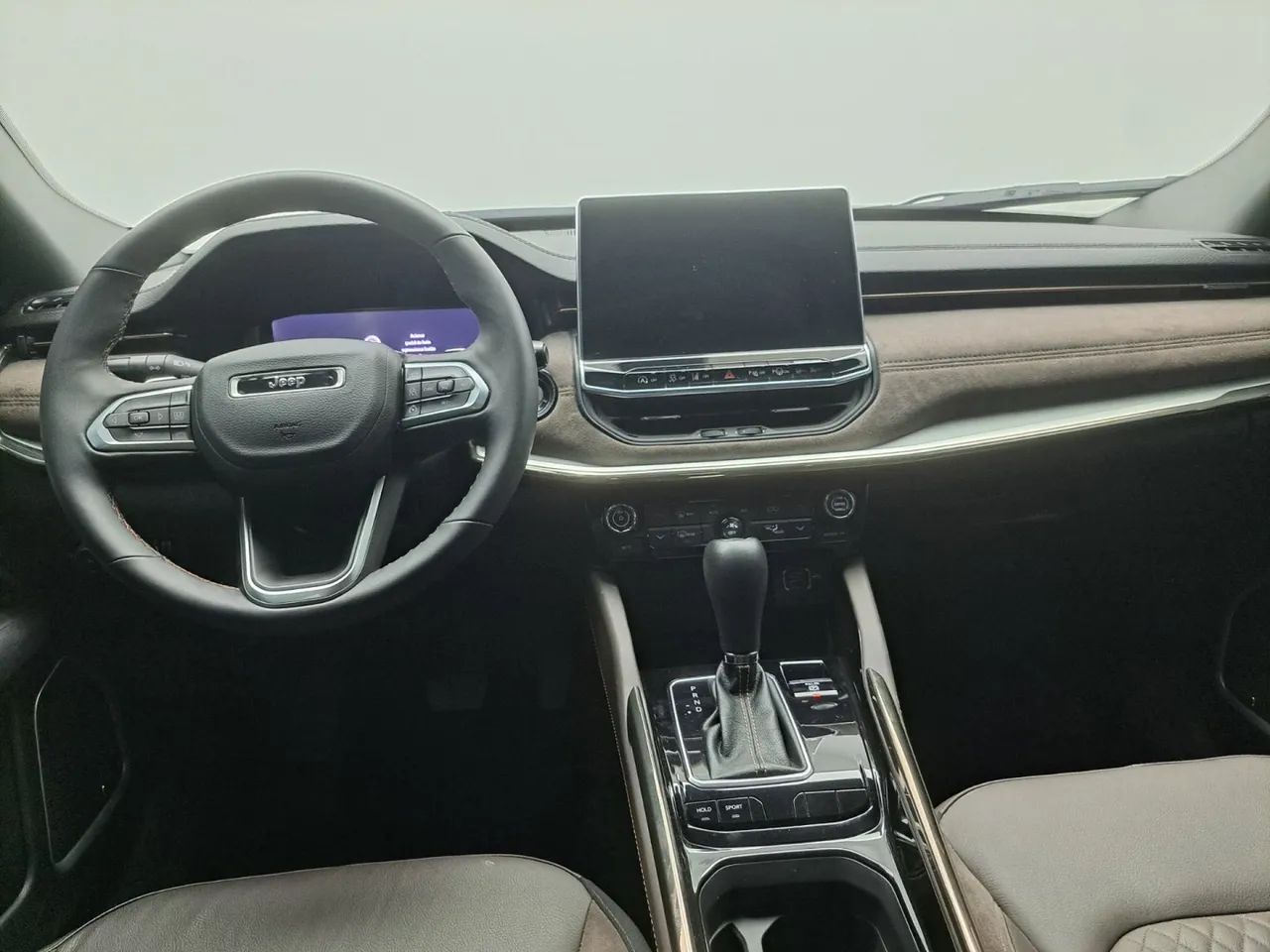 Jeep Commander Overland T270 1.3 TB Flex Aut., foto 15 de 18