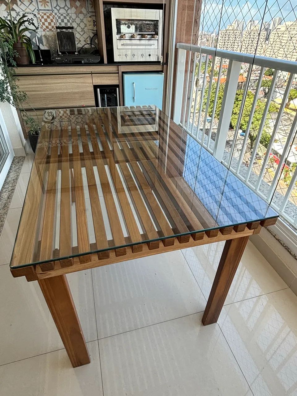 Mesa de Varanda com tampo de vidro - Moderna e elegante - Foto 4