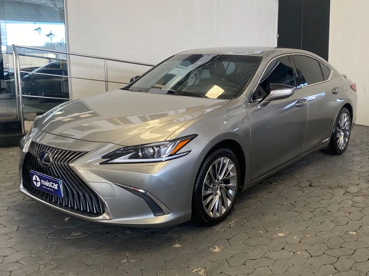 Lexus ES300h ES-300H ES300h 2.5 16V Aut. (hybrid), foto 3 de 20