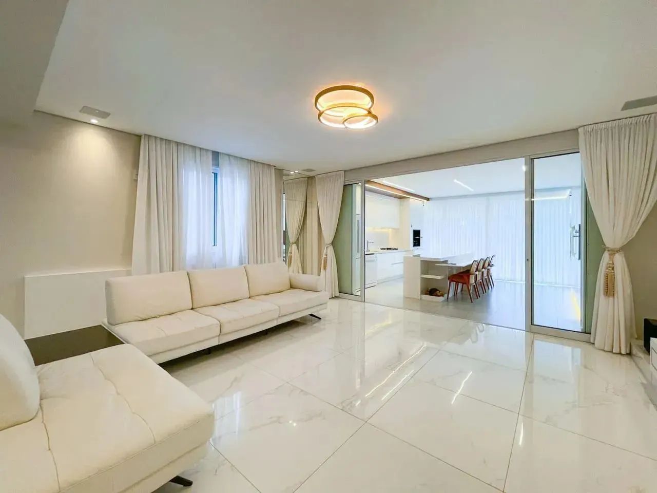 Imóvel para aluguel possui 450 metros quadrados com 4 quartos em Centro - Camboriú - SC - Foto 11