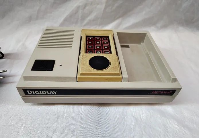 Console Intellivision 2 Funcionando Perfeitamente - Foto 2