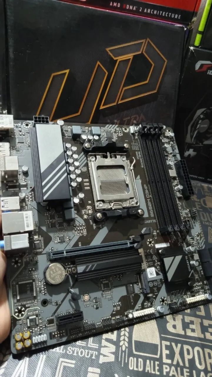 Placa Mae AM5 Gigabyte B650M D3HP, DDR5, Socket AM5 - Foto 4