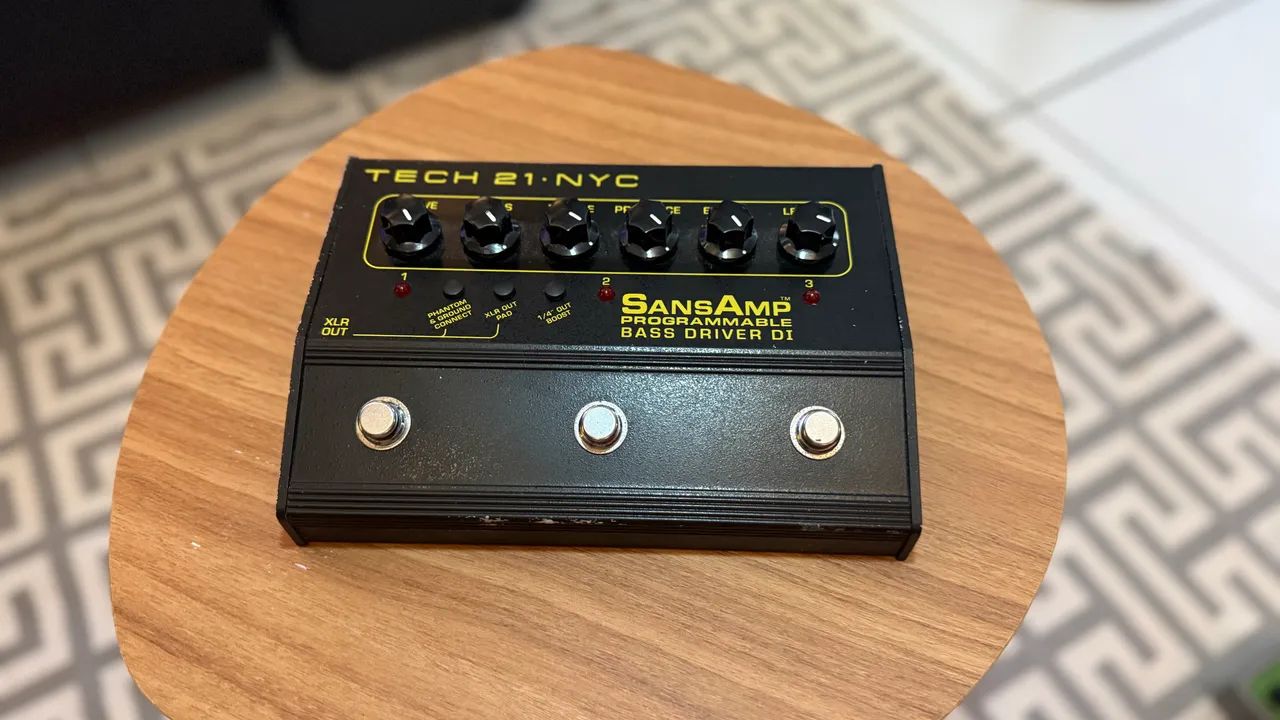 Pedal SansAmp Bass Driver DI (Tech 21 NYC) - Instrumentos musicais