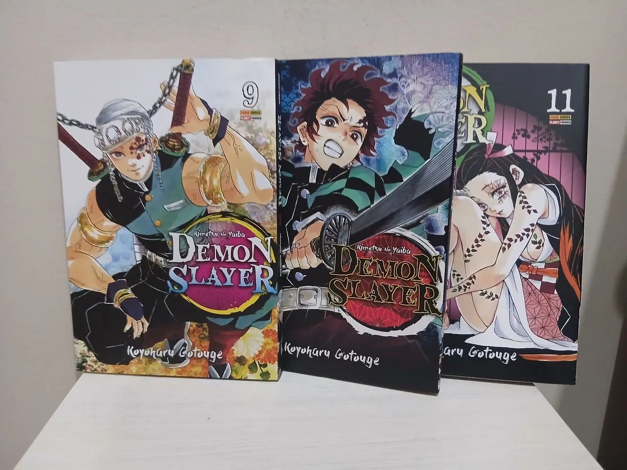 Demon Slayer (Kimetsu no Yaiba) - 9°, 10° e 11° (Quero vender logo