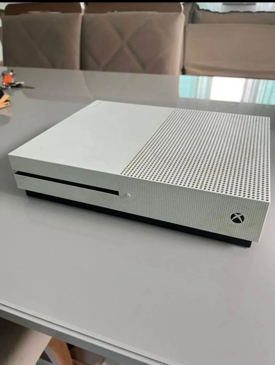 Vídeo game Xbox one s 1 TB  - Foto 3
