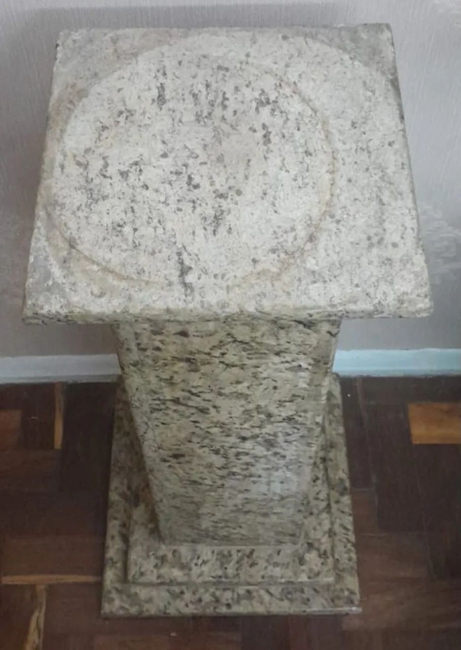 Coluna de granito - Foto 2