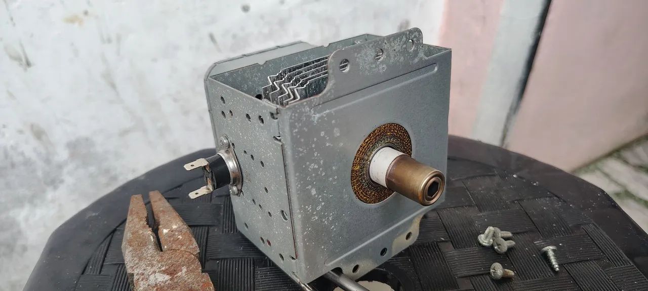 Assessoria de microondas Electrolux  - Foto 2