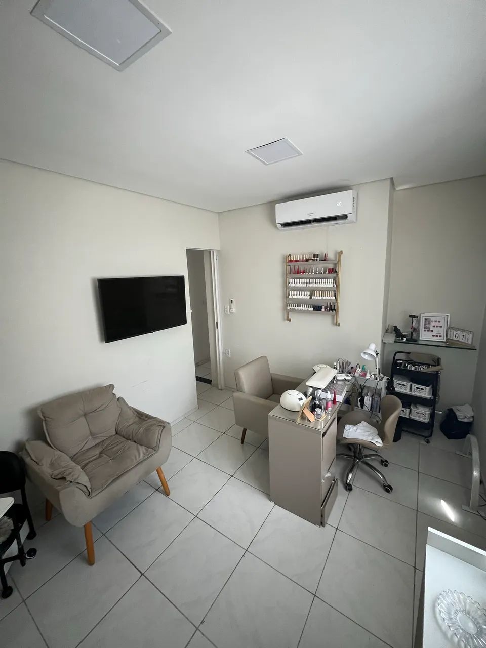 Aluguel de sala pra profissional Manicure/ Lash Designer  - Foto 5