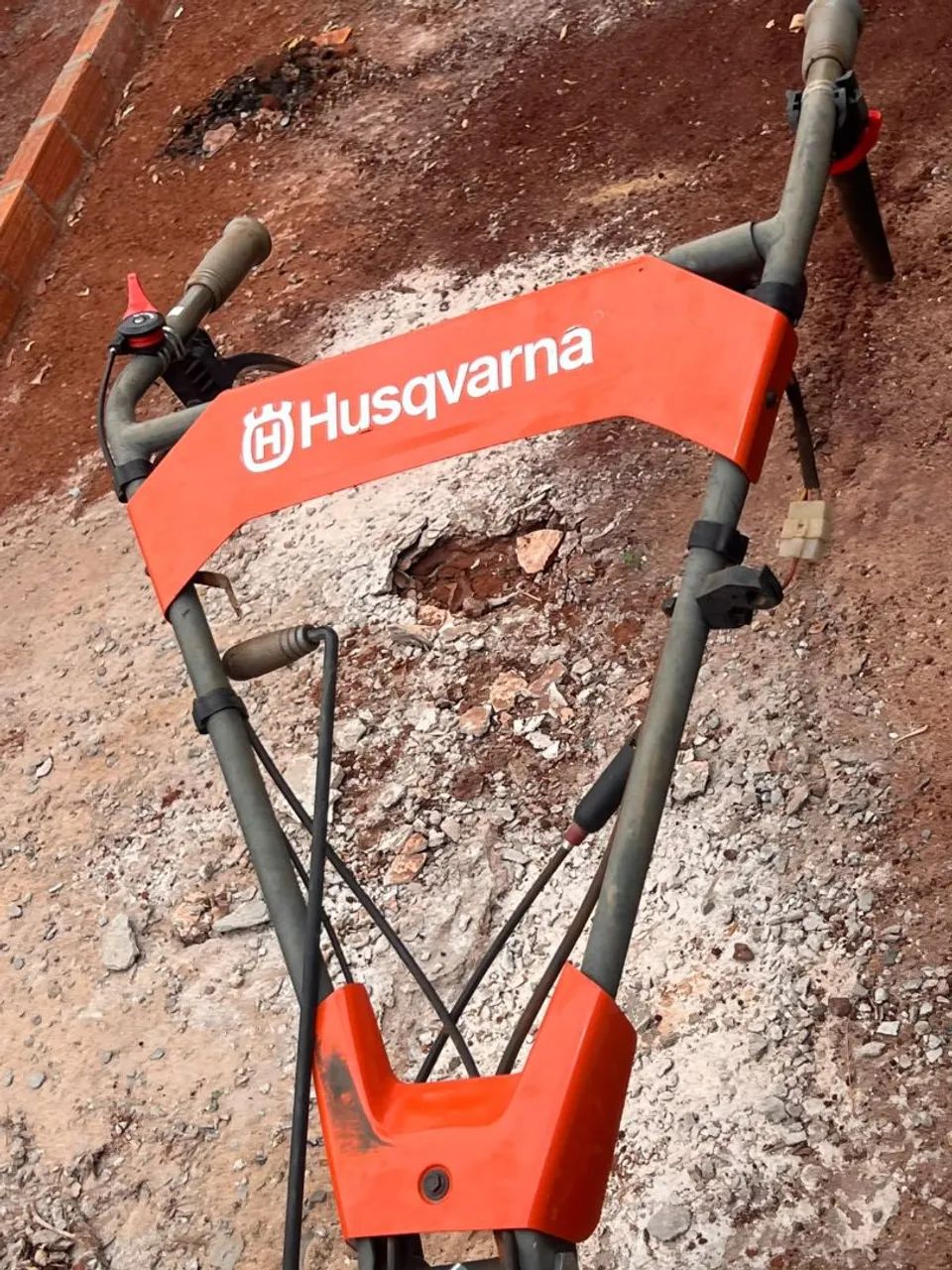 Trator husqvarna  - Foto 3
