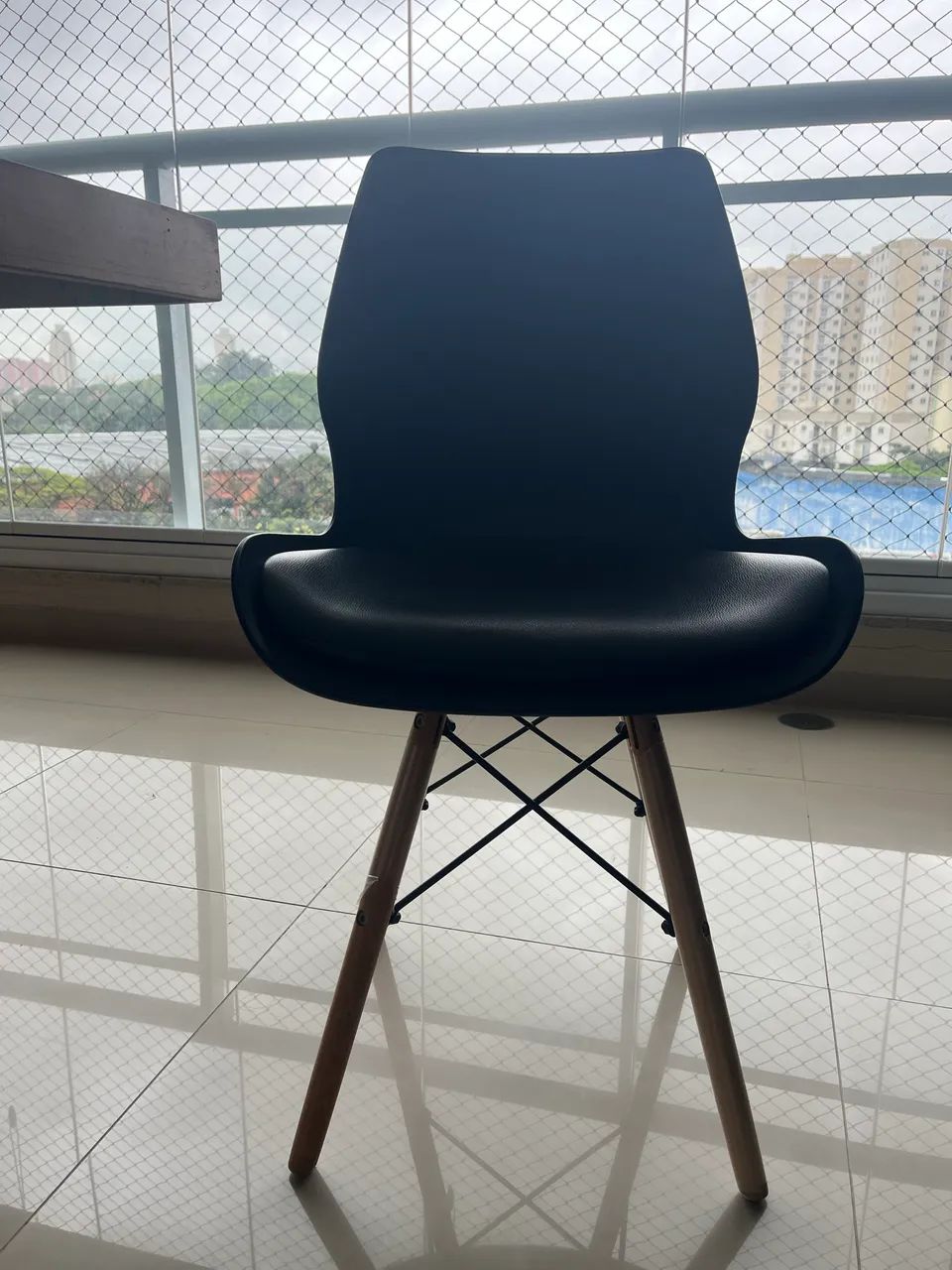 Lote Cadeira Charles Eames Eiffel Preta