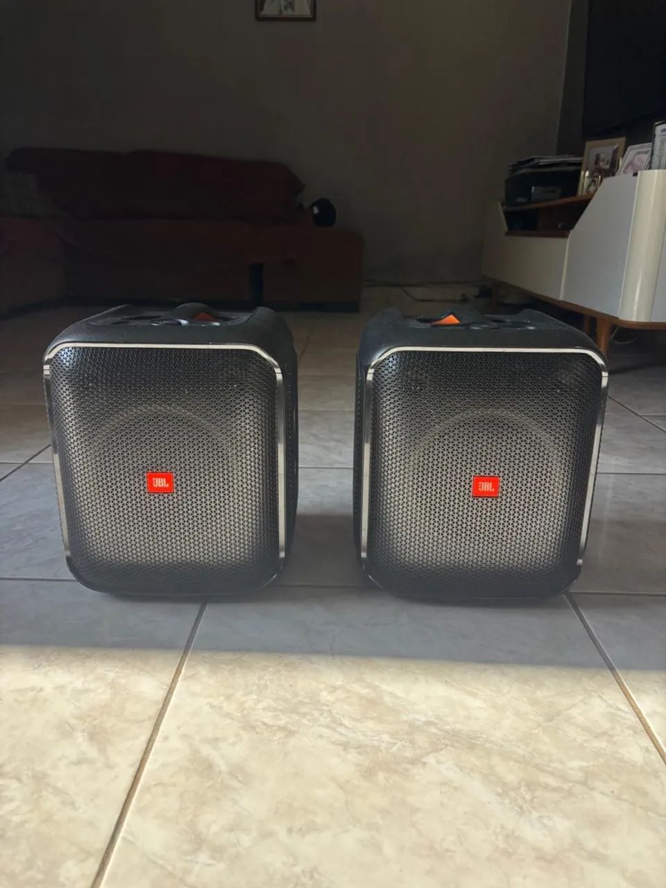 2 CAIXAS JBL ENCORE 