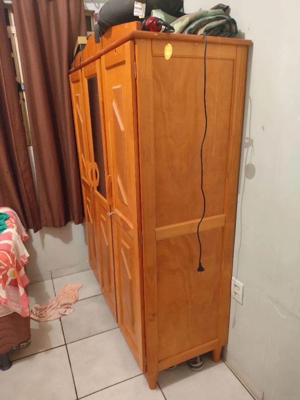 GUARDA ROUPA SOLTEIRO - Foto 2