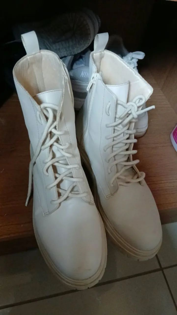 Bota C&A 
