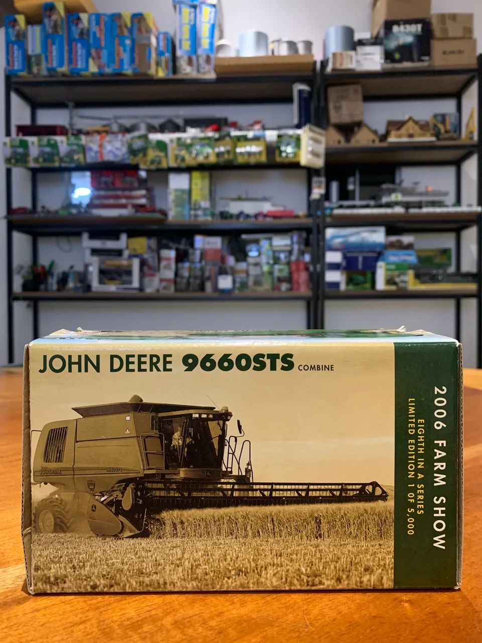Miniatura colheitadeira John Deere 9660STS 1/64