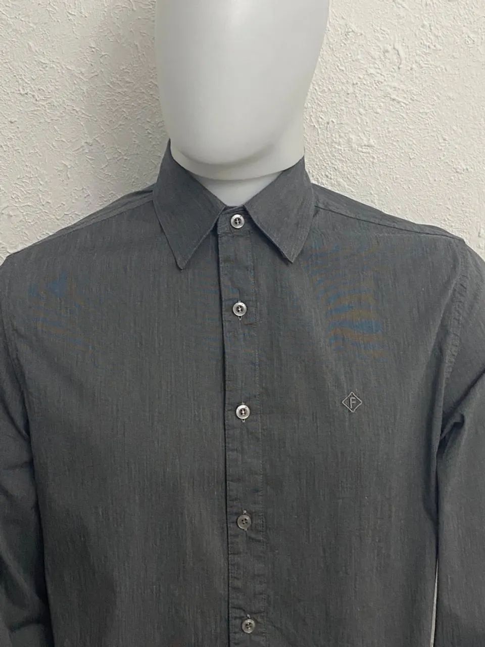 Camisa Fórum Classic Cinza Tamanho M Stretch Bom Estado - Foto 2