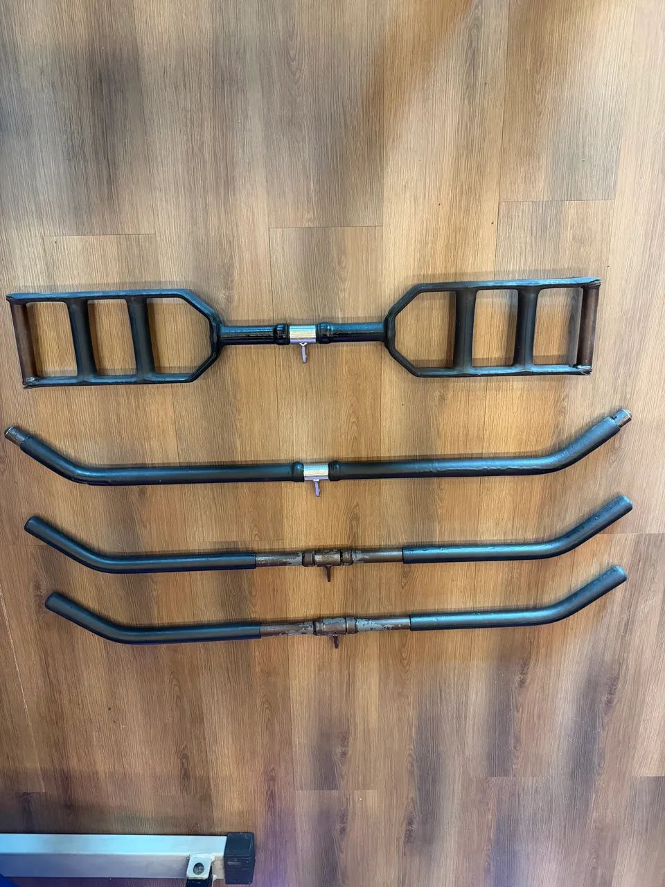 Musculação barras e puxadas 