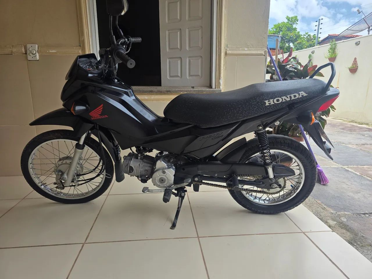 Moto pop 2022/ modelo 2023