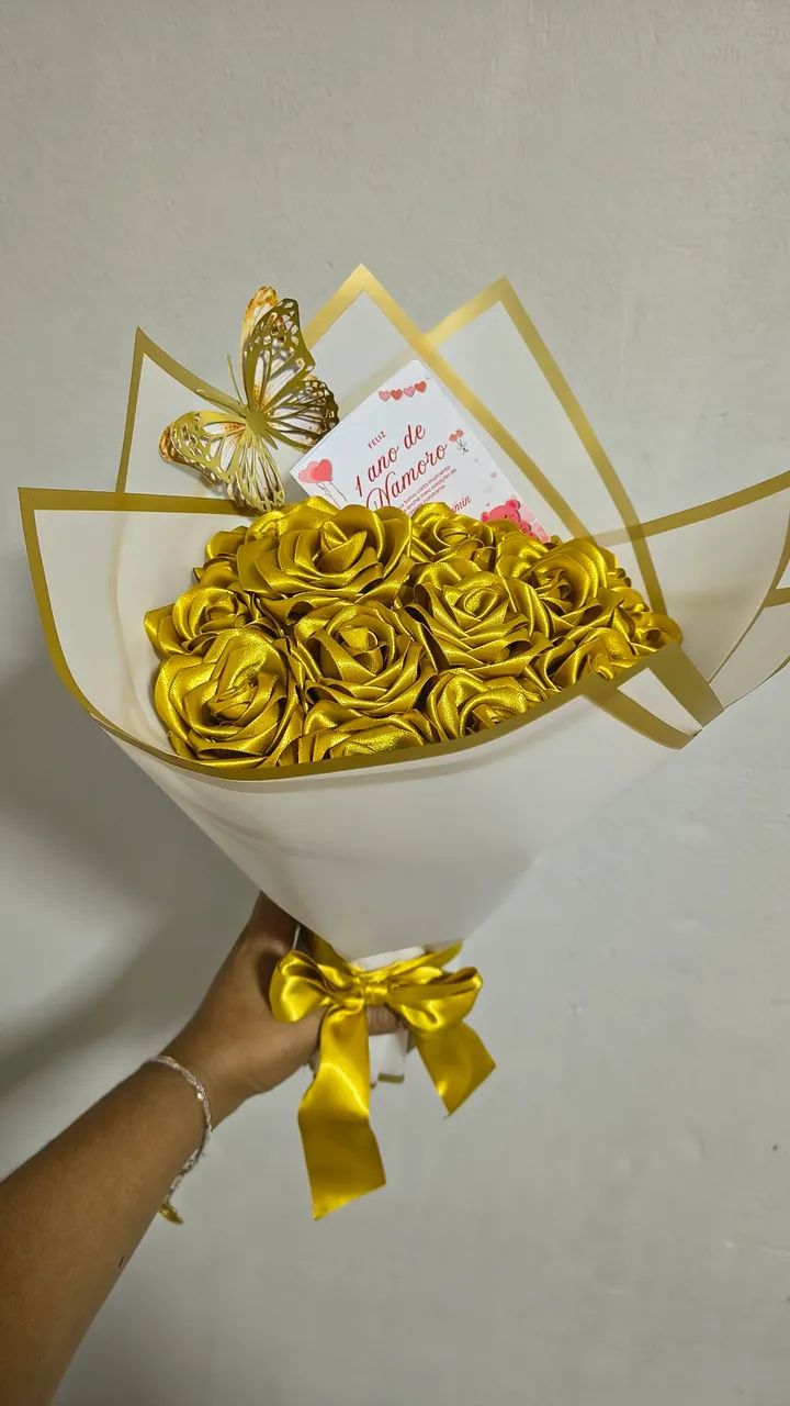 Buquê de rosas dourada M - Foto 2