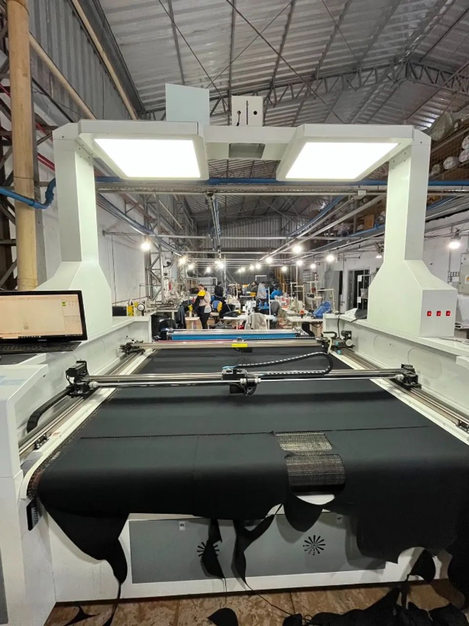 Máquina de Corte de Tecido a Laser Automática - Foto 3