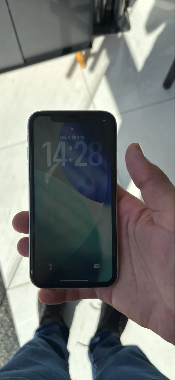 IPHONE 11 - 128 GB 74% de bateria FACE ID FUNCIONANDO - Foto 4