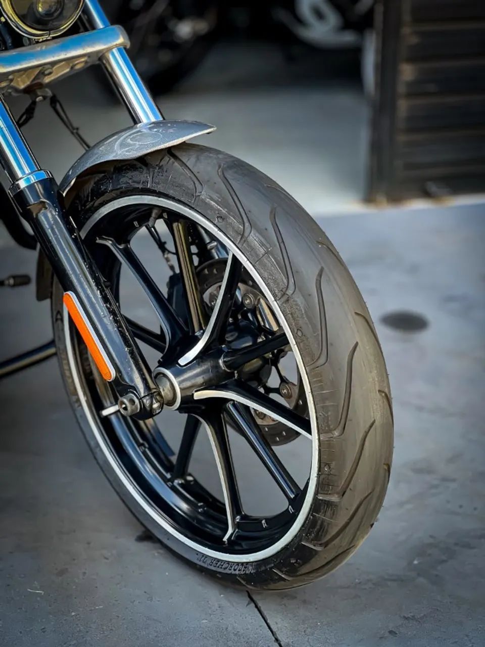 HARLEY DAVIDSON BREAKOUT - Foto 3