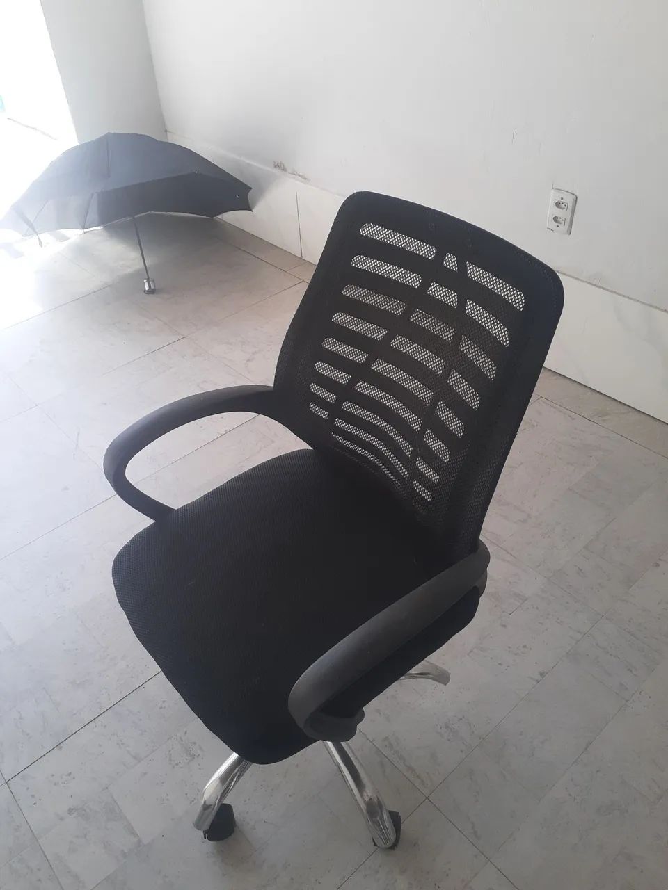 CADEIRA   - POR R$ 80,00 - Foto 3