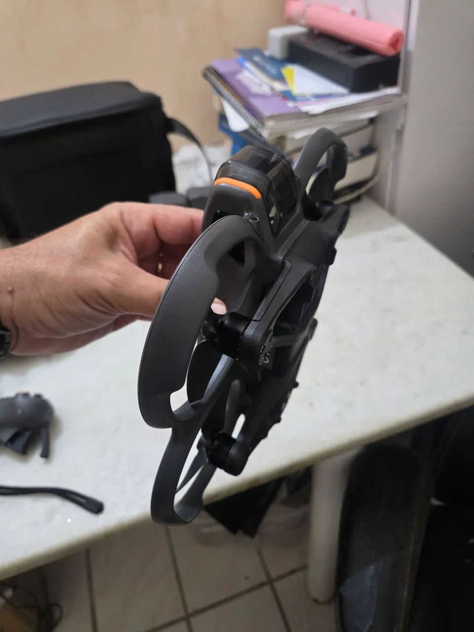 Drone Avata 2 combo muito novo - Foto 2