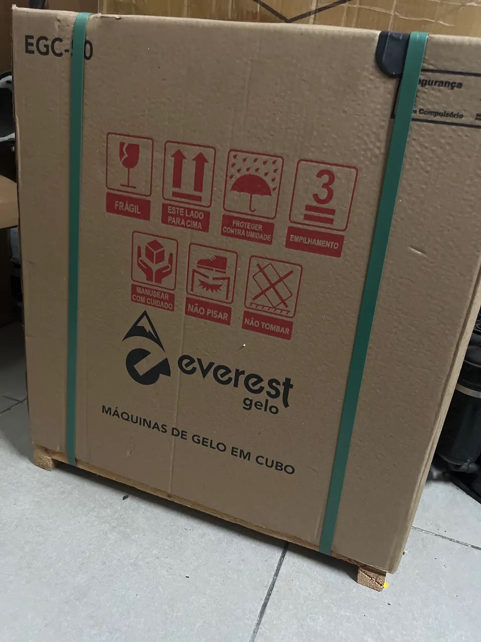 Máquina de gelo EGC 50 Everest