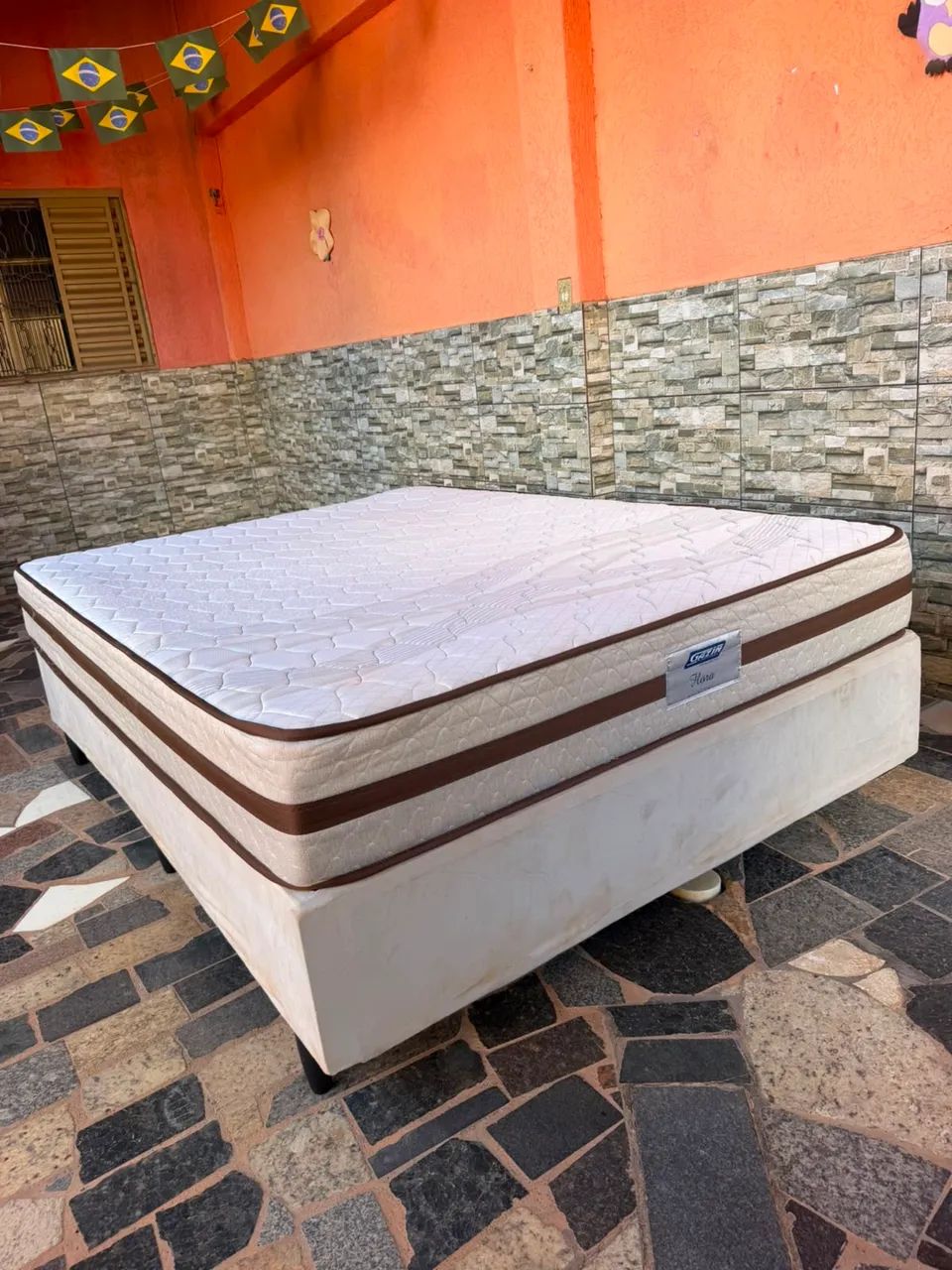 Cama casal 