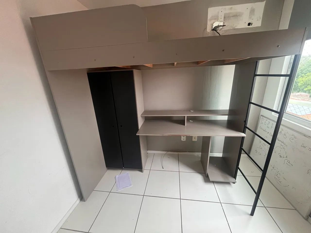 Cama Suspensa Multifuncional com Mesa Gamer 2 Portas Konza
