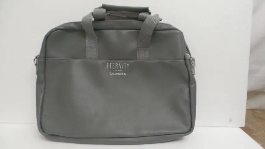 CAPA DE NOTEBOOK NOVA SEM USO DA ETERNITY FOR MEN CALVIN KLEIN - Foto 3