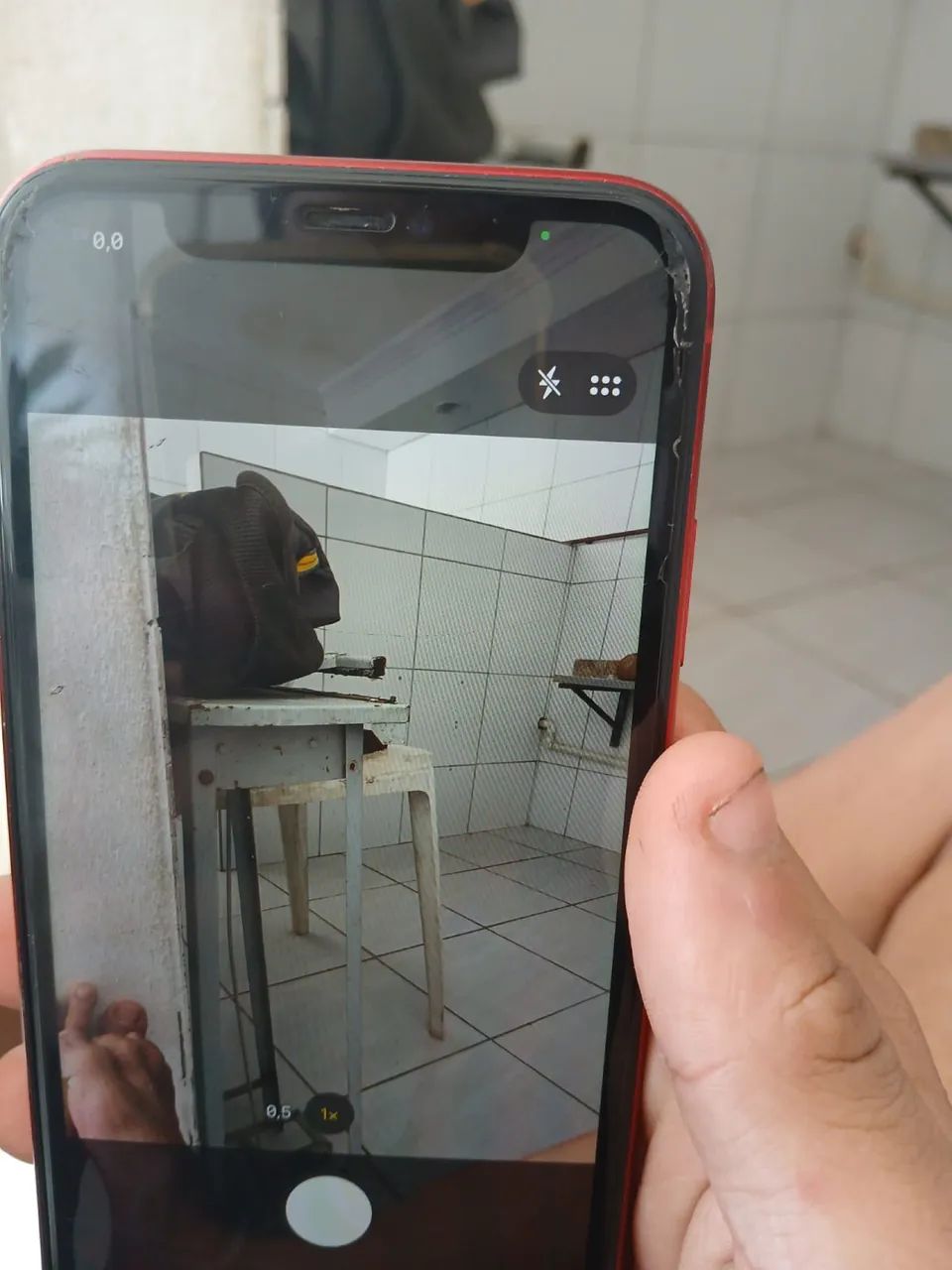 iPhone 11 64 GB sem Face ID é só pega chip virtual 