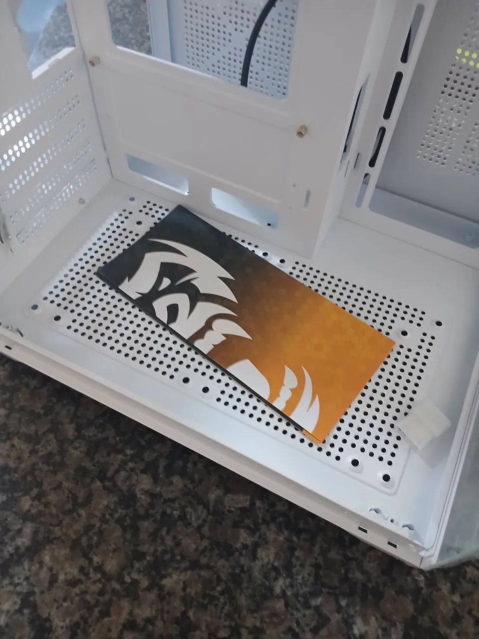 GABINETE GAMER BRANCO - Foto 3