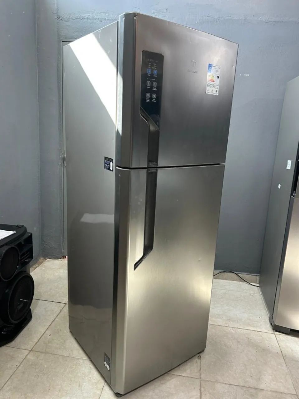 ELECTROLUX 474L INOX INVERTER - ÚLTIMA UNIDADE DISPONÍVEL