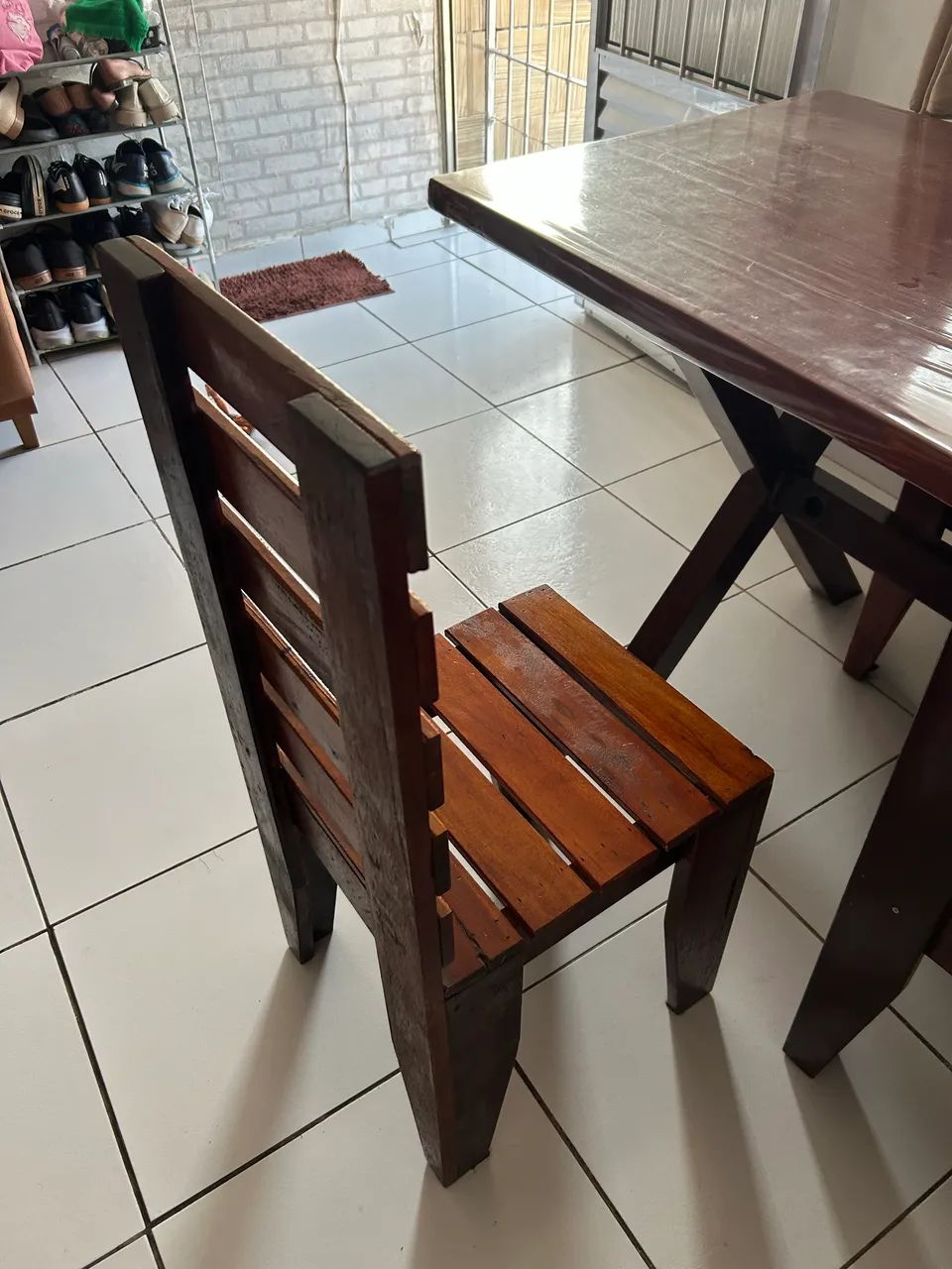 Mesa 4 cadeiras  - Foto 4