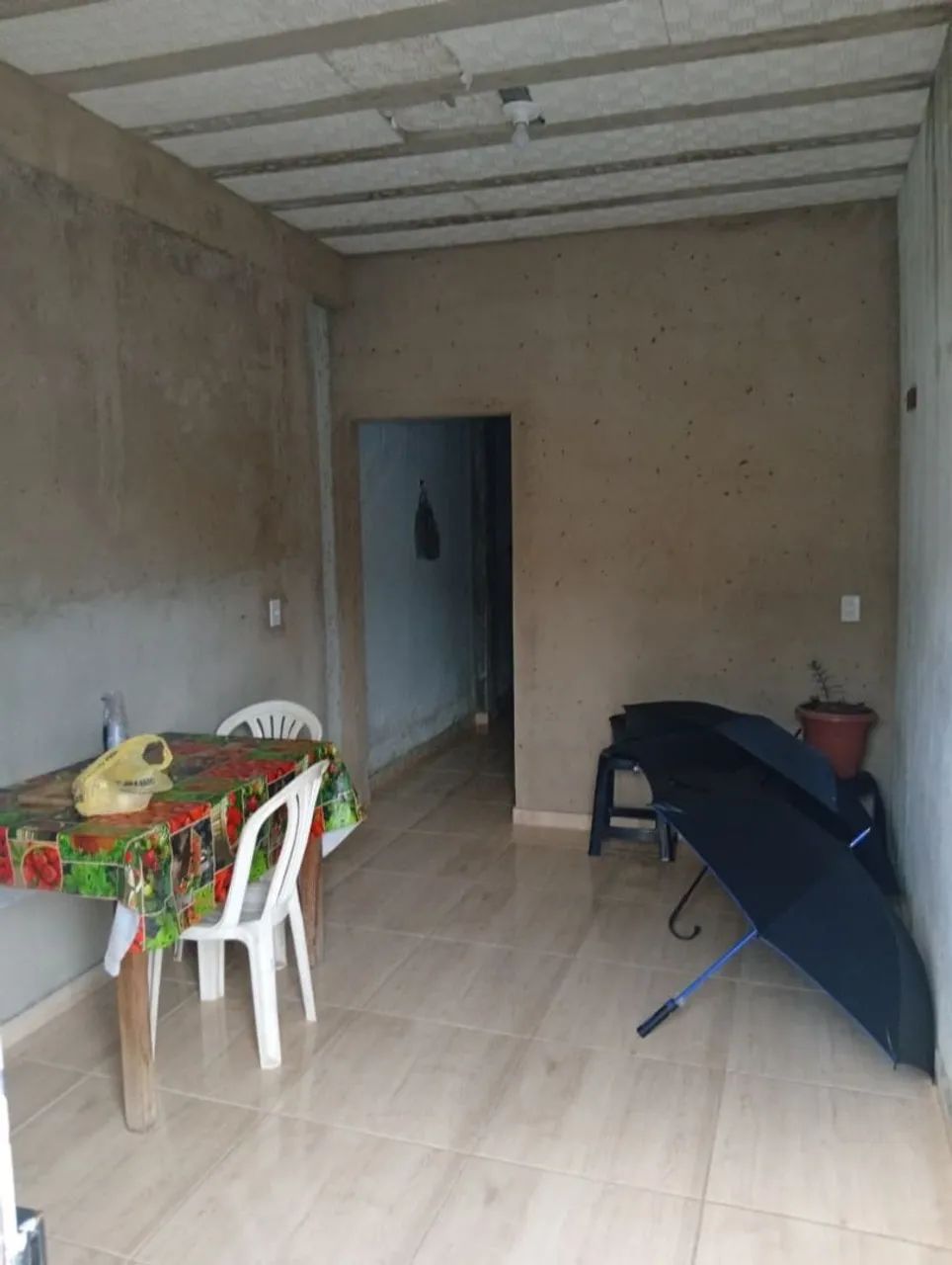 Casa com ponto comercial independente  - Foto 2