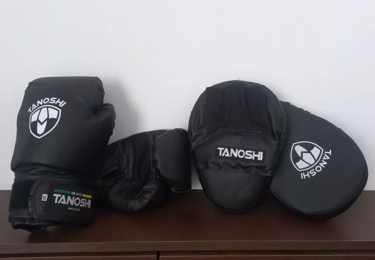 Luva de Boxe e Manopla de Soco 