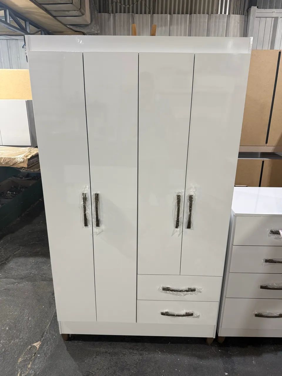 Guarda roupa de solteiro branco - entrego 