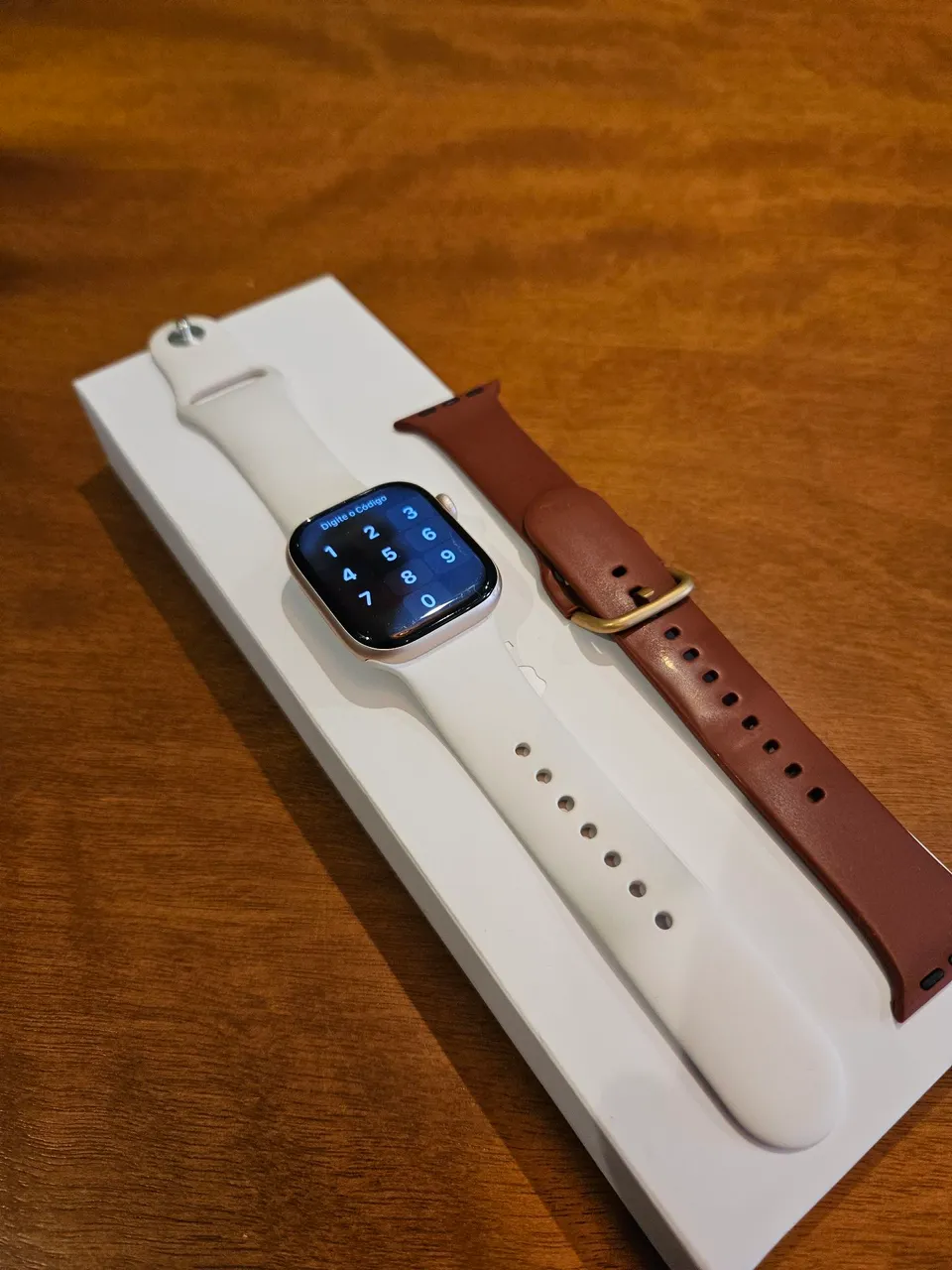 Apple Watch Series 10 42mm Hermés titânio Prata GPS + Celular Apple Watch Series 10 42mm Hermés titânio Prata GPS + Celular