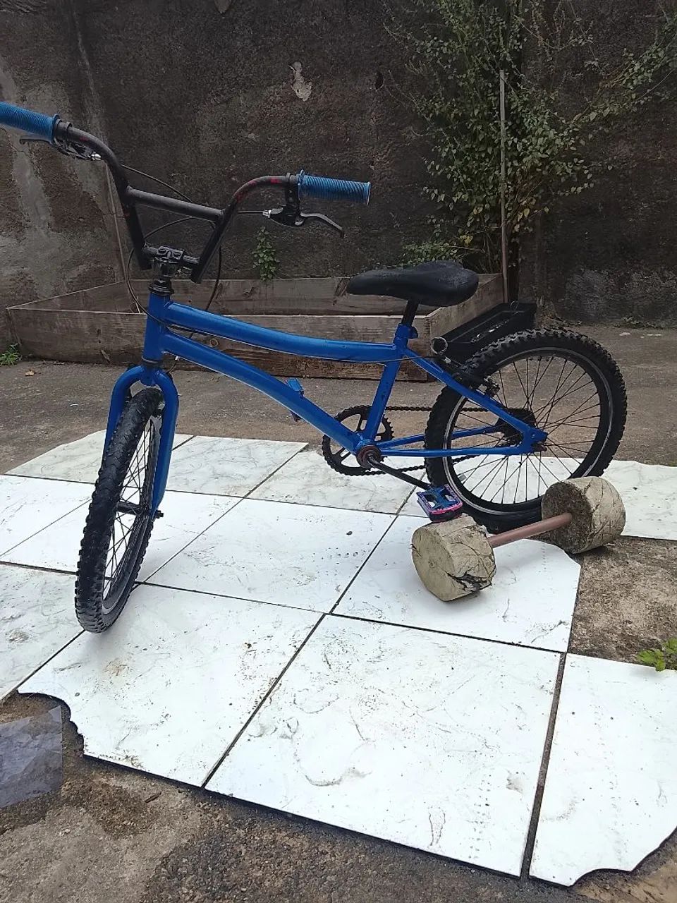 BICICLETA ESTILO BMX - Foto 2