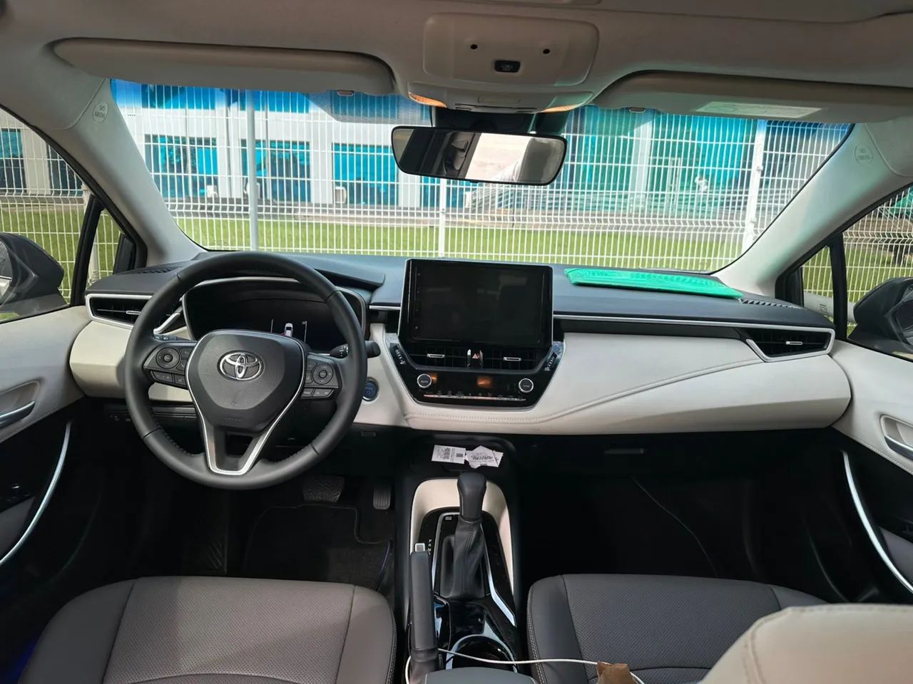 Toyota Corolla Altis Prem. Hybrid 1.8 Flex AUT 2024 - Foto 9