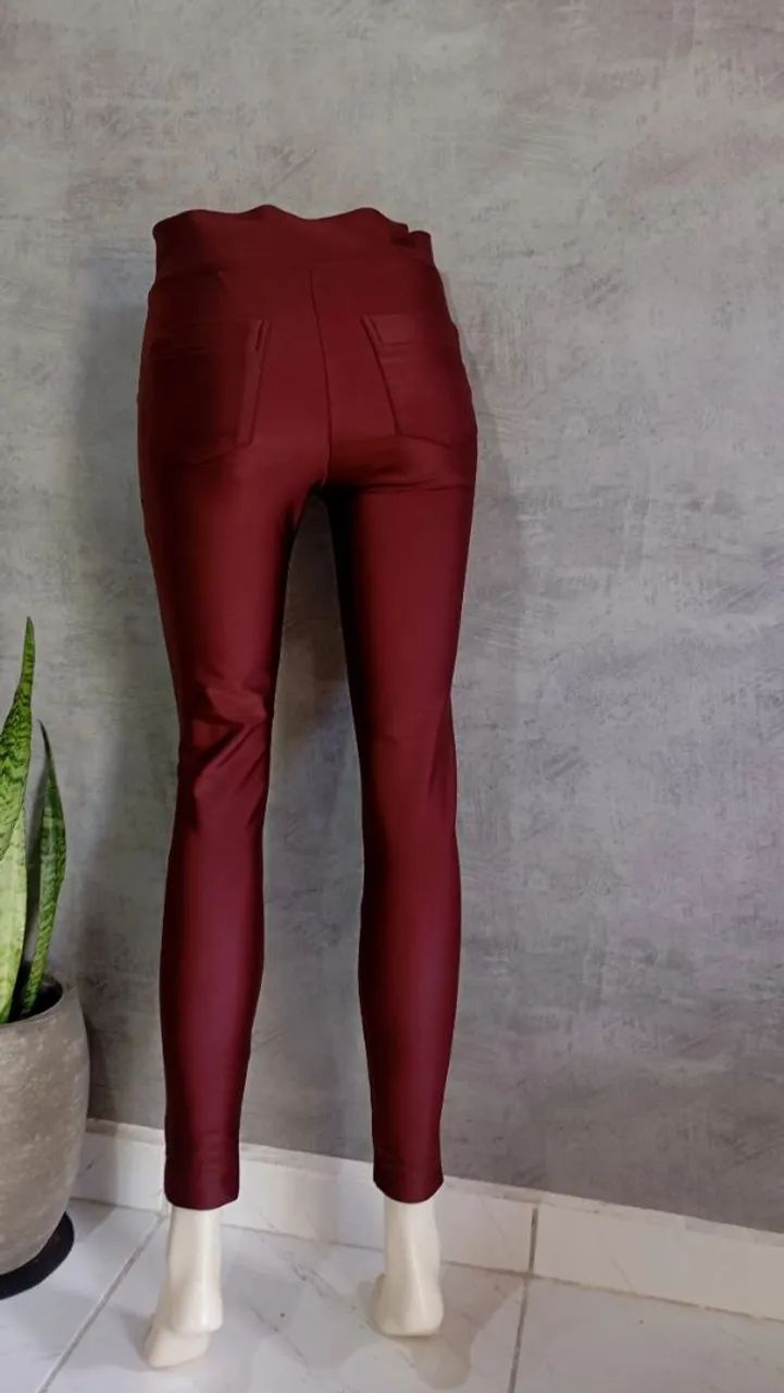 Look do brechó renove select, Instagram: @renoveselect  - Foto 2