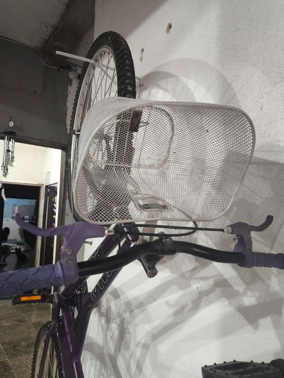 Bicicleta com cestinha - Foto 4