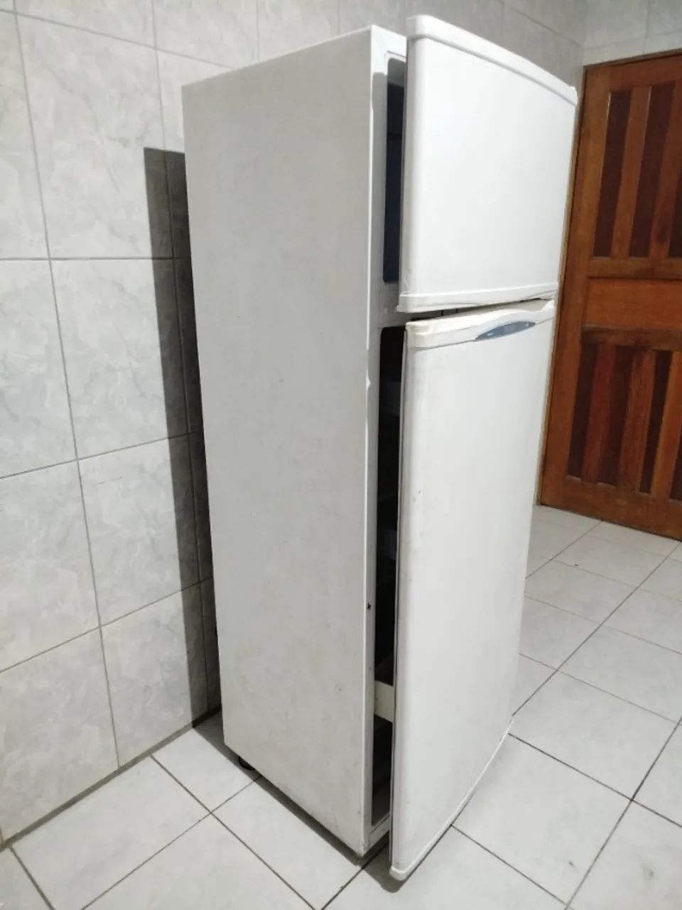 Geladeira Consul em bom estado  - Foto 2