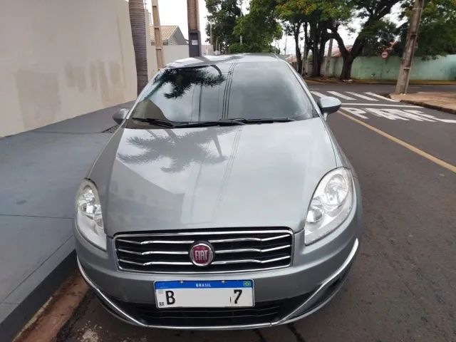 Fiat Linea Essence 1.8 Flex 16V 4P 2016 - Foto 5