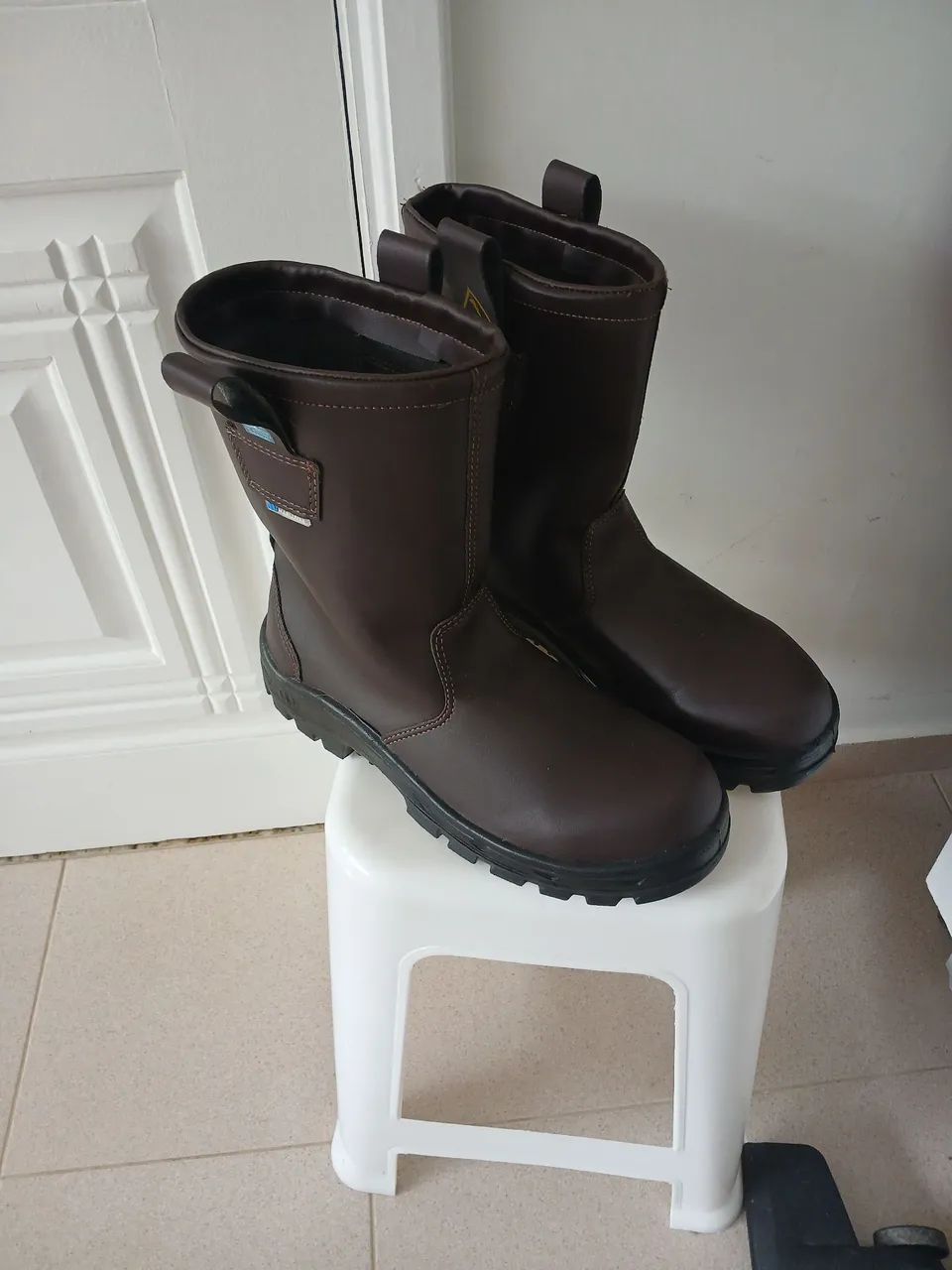 Bota tamanho 43