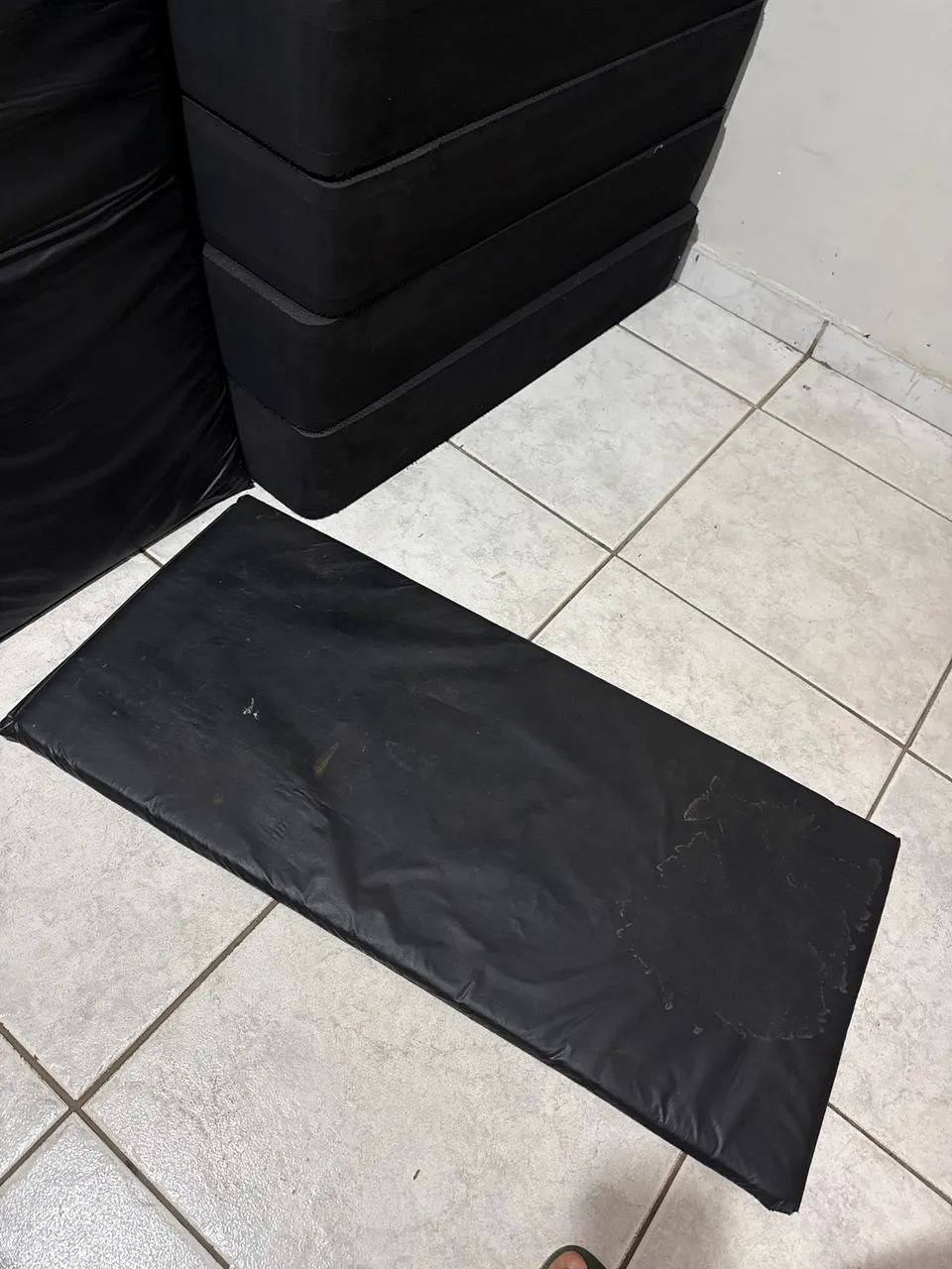 Colchonete usado - R$ 20 cada - Foto 3