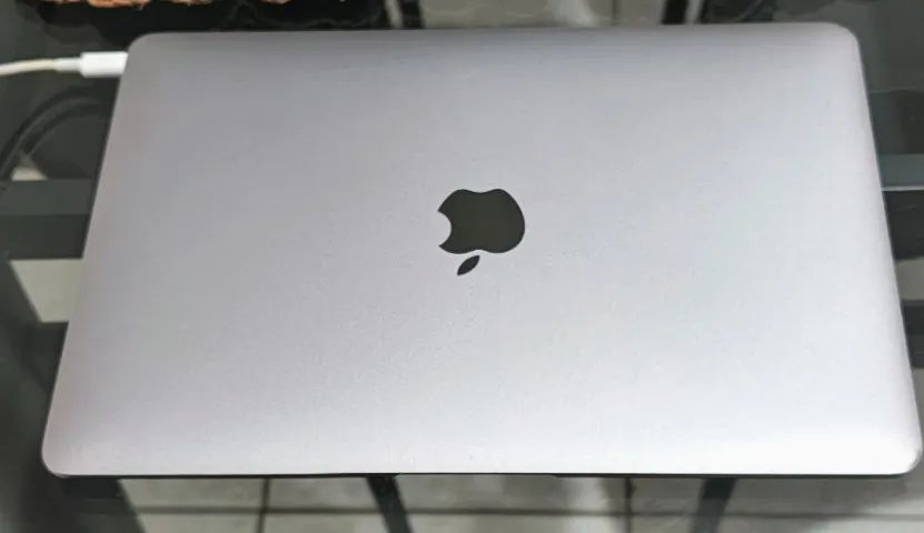Macbook A1534 2017 Intel core i5